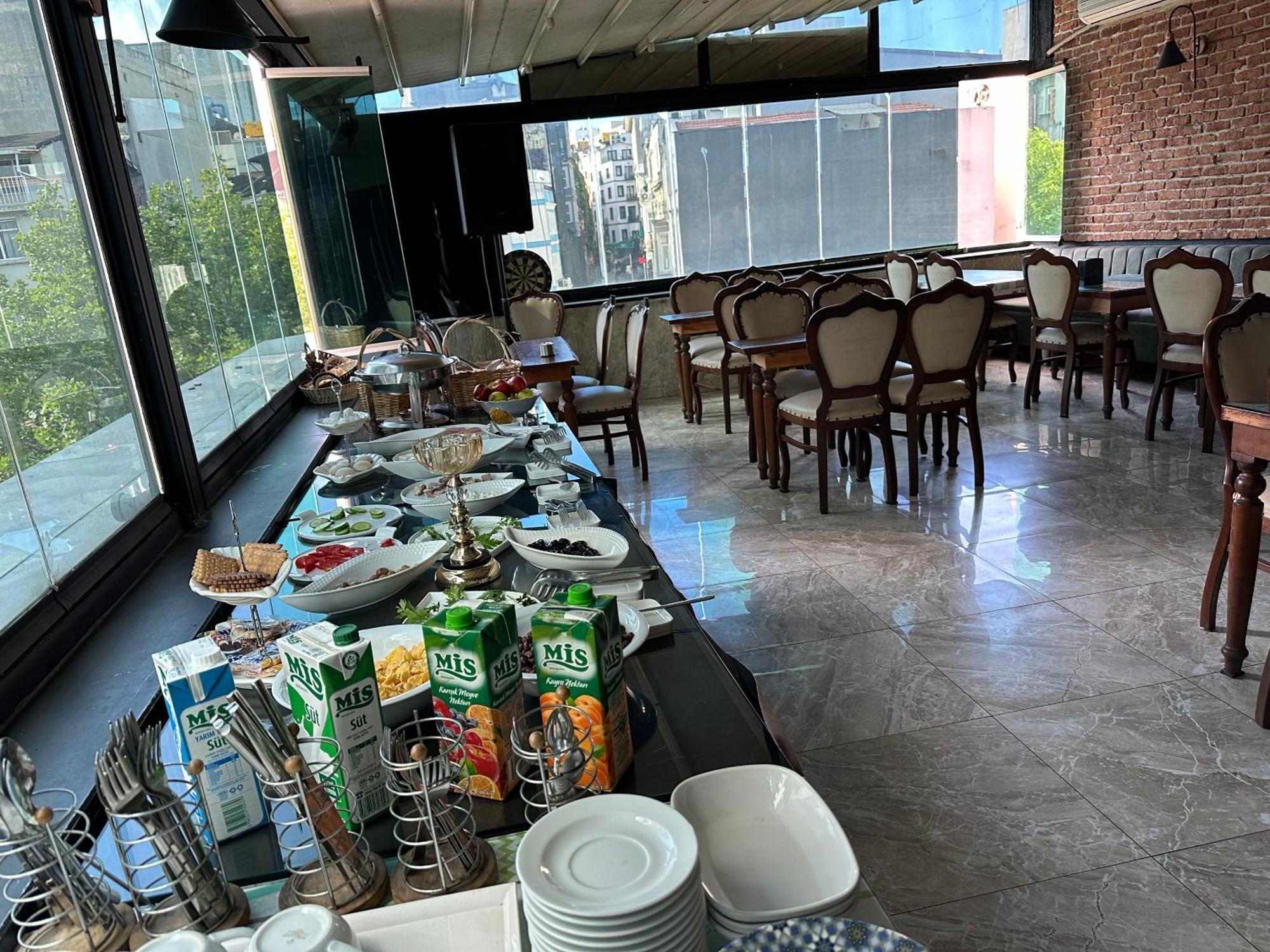 فندق نابوليون اسطنبول المظهر الخارجي الصورة